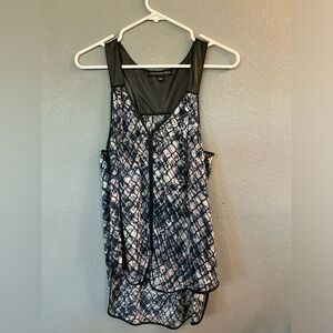 Rock & Republic Large Sleeveless Tank‎